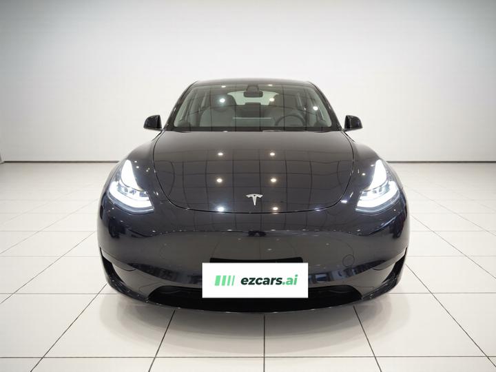 Model Y 2022 RWD photo 2