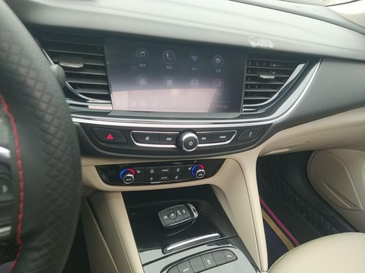 Regal 2021 552T Elite photo 8