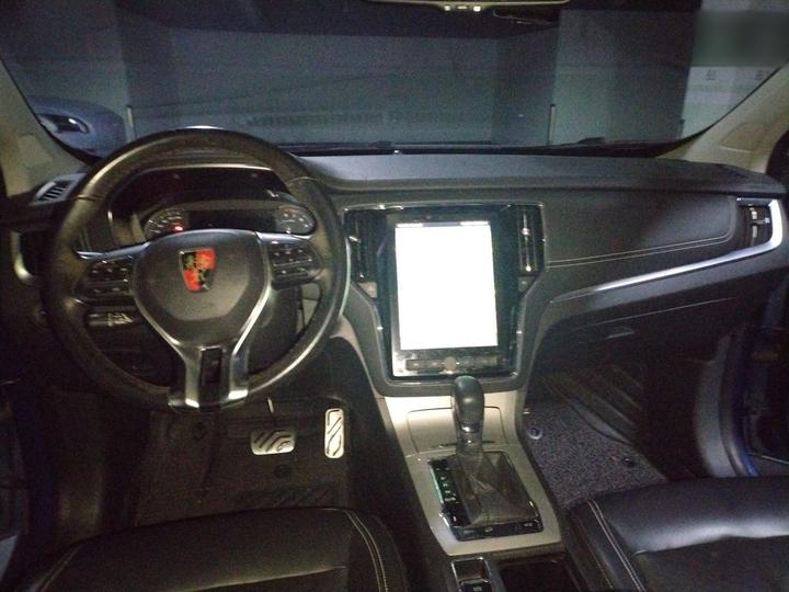 RX5 2016 30T RWD AT Smart photo 5