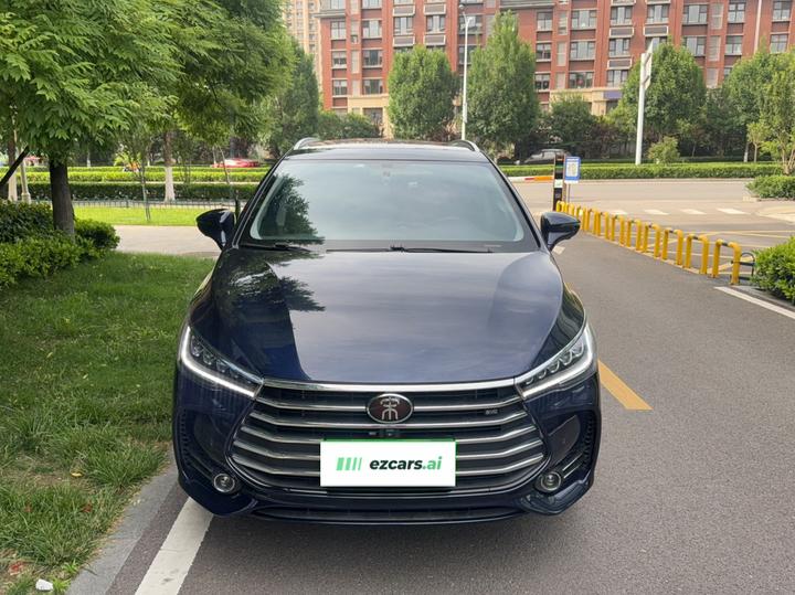 Song MAX 2017 1.5T AT Connected Premium 7-Seater photo 2