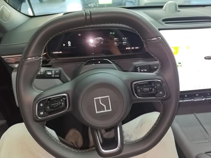 7X 2025 75kWh RWD ADAS photo 6