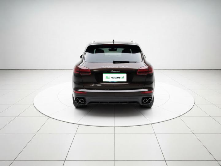2016 Cayenne Platinum Edition 3.0T photo 5