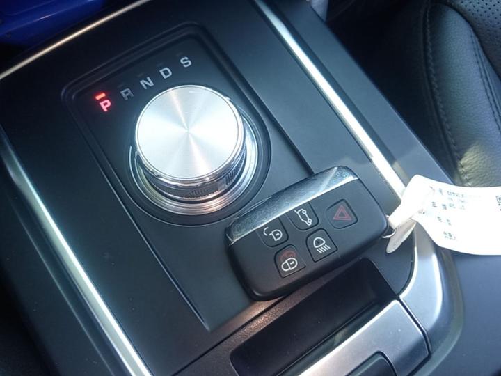 Discovery Sport 2018 240PS HSE photo 8