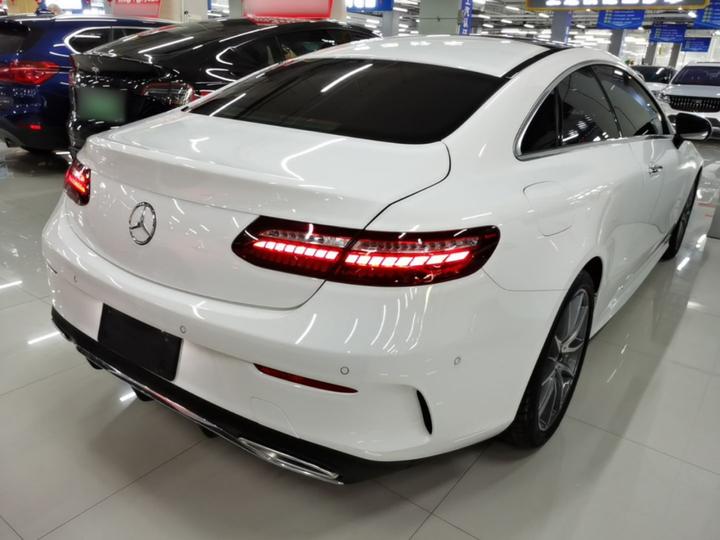 E-Class Imported 2023 E 260 Coupe photo 6
