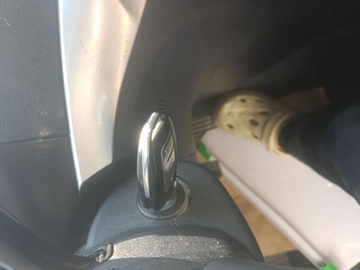 Vision 2016 1.5L MT photo 8