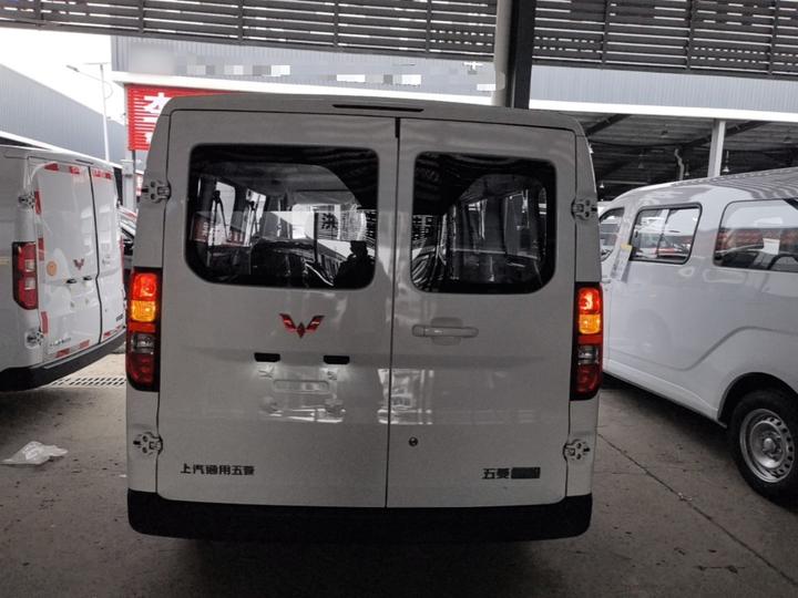 Wuling 2026 330km Bus Comfort photo 3
