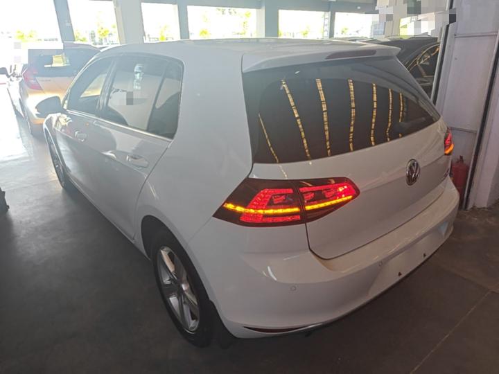 Golf 2017 230TSI AT Comfort Anniversary Edition photo 4