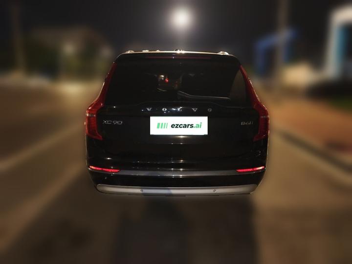 XC90 2022 B6 Luxury 7-Seater photo 5