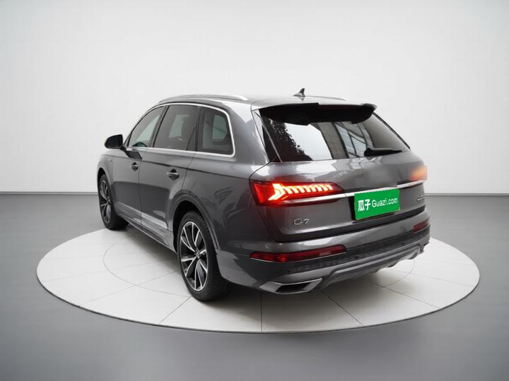 Q7 2021 55 TFSI quattro S line Sport photo 4