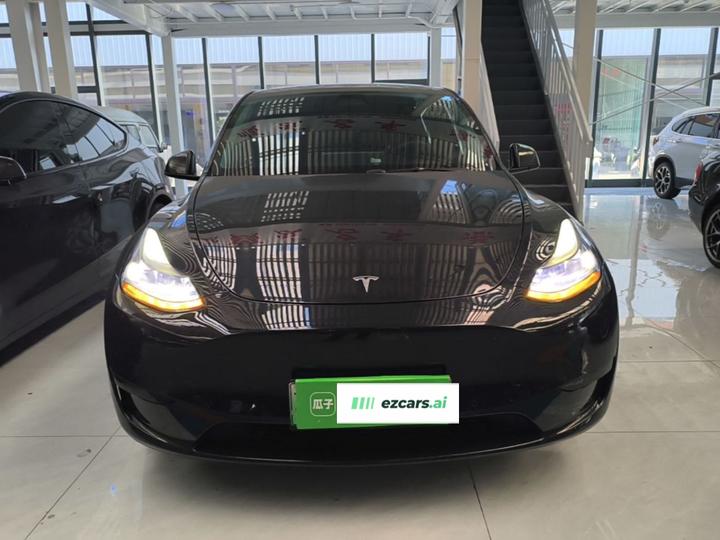 Model Y 2022 Facelift RWD photo 2