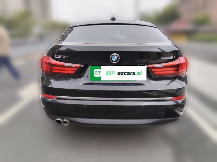 5 SeriesGT 2015 528i Luxury photo 5