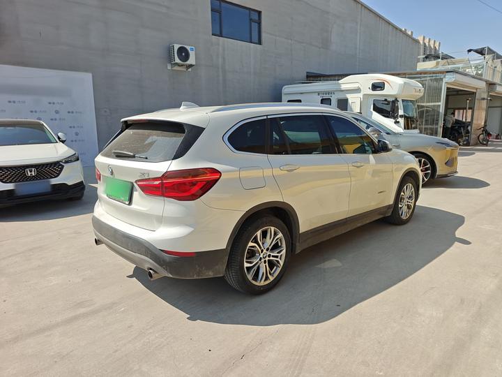 X1 2018 sDrive20Li Leading photo 4