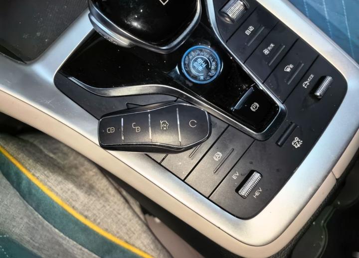 Song Pro EV 2024 Honor DM-i 110KM photo 8