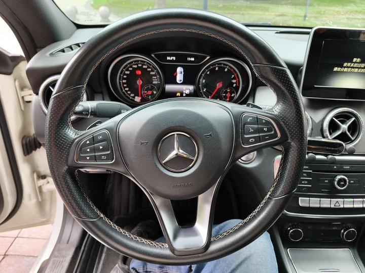 CLA 2016 Facelift CLA 200 Fashion photo 3