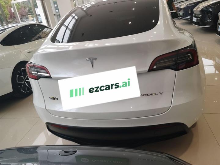 Model Y 2022 RWD photo 3