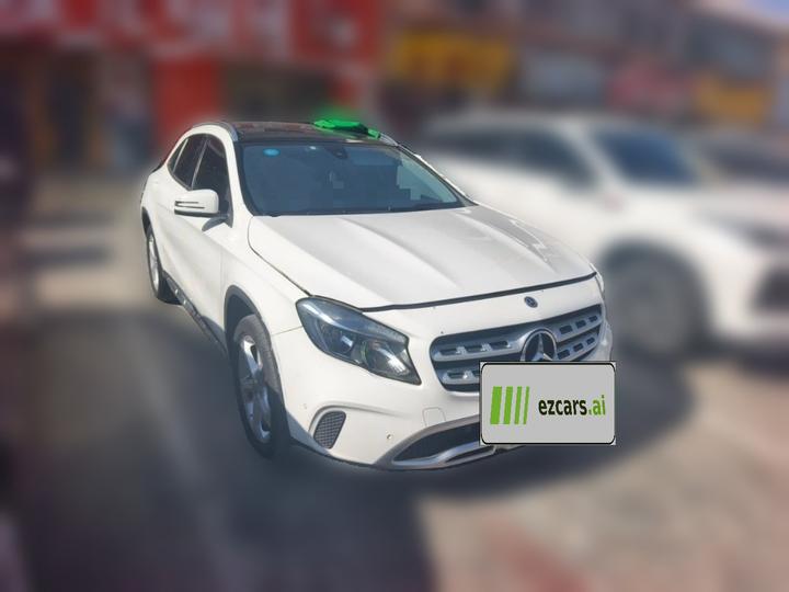 GLA 2018 GLA 200 Dynamic photo 3