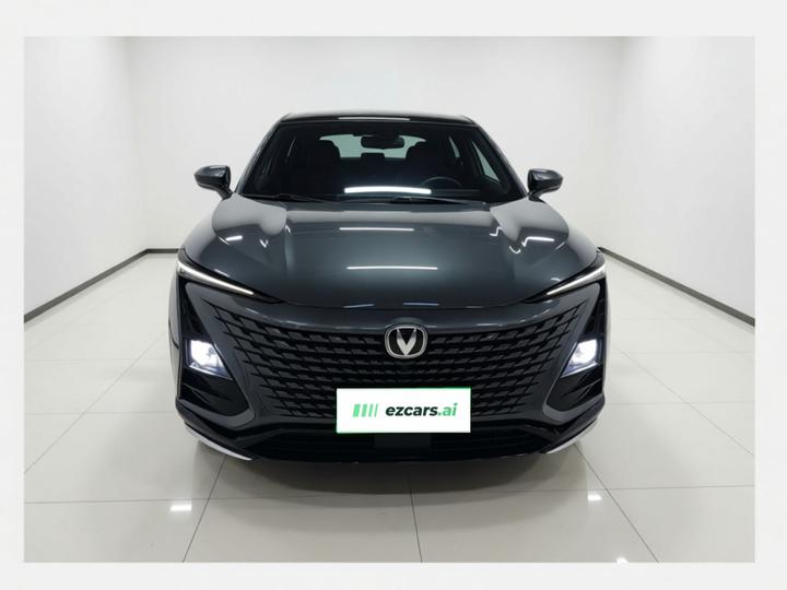UNI-T 2023 2nd Gen 1.5T Premium photo 2