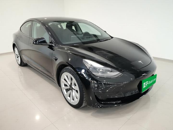 Model 3 2022 RWD photo 3