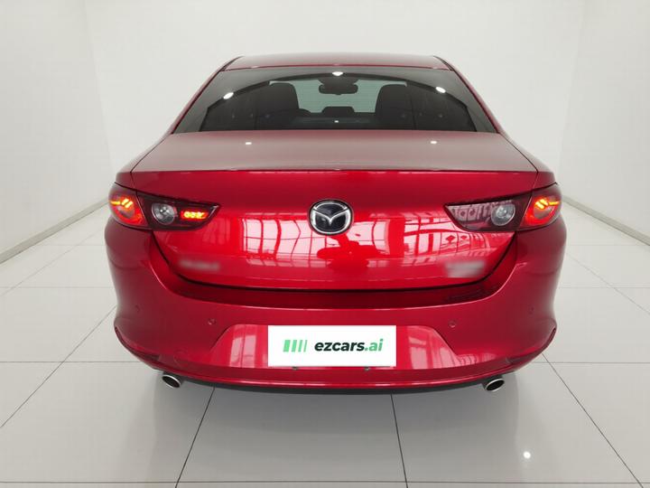 3 Axela 2021 2.0L AT photo 3