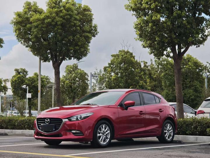 3 Axela 2017 Hatchback 1.5L AT Comfort China V