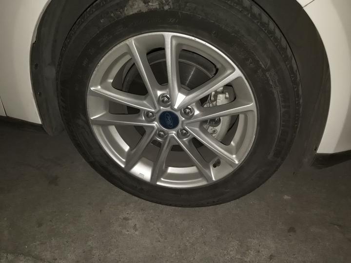Focus 2015 Hatchback 1.6L AT photo 8