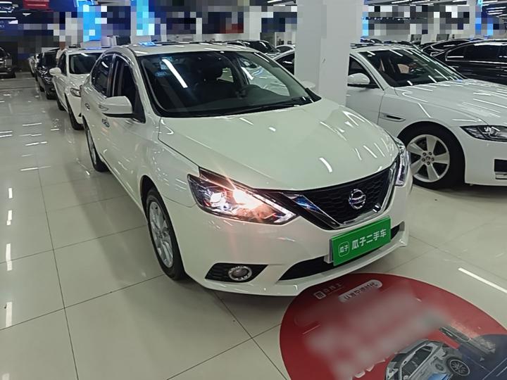 Sylphy 2016 1.6XV CVT Smart photo 3