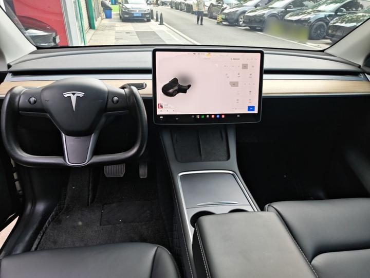 Model Y 2022 Facelift RWD photo 5