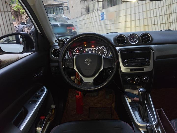 Vitara 2016 1.4T AT RWD Elite photo 7
