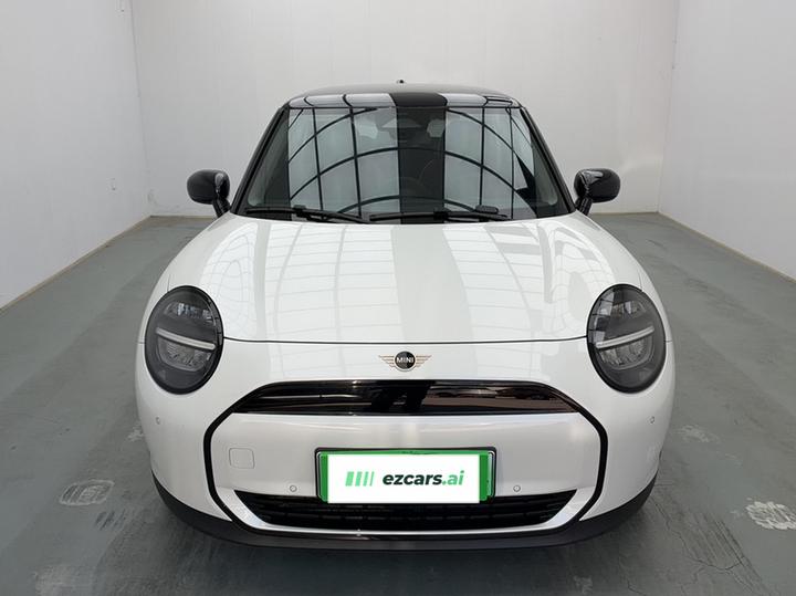MINI COOPER 2024 456km COOPER E Classic photo 2