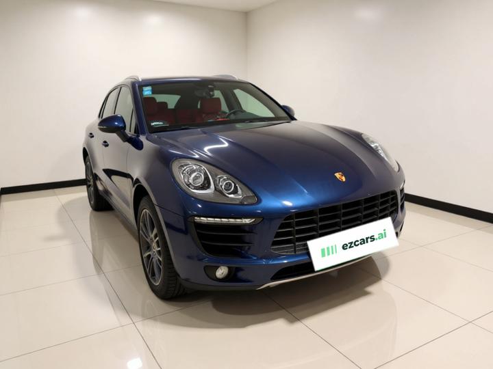 2017 Macan 2.0T photo 3