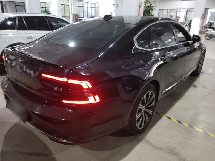 S90 2021 B5 Luxury photo 4