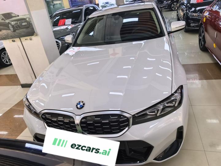 3 Series 2025 325Li M Sport Package photo 2