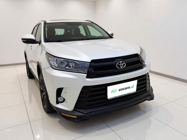 Highlander 2018 2.0T AWD Supreme 7-Seater China VI photo 3