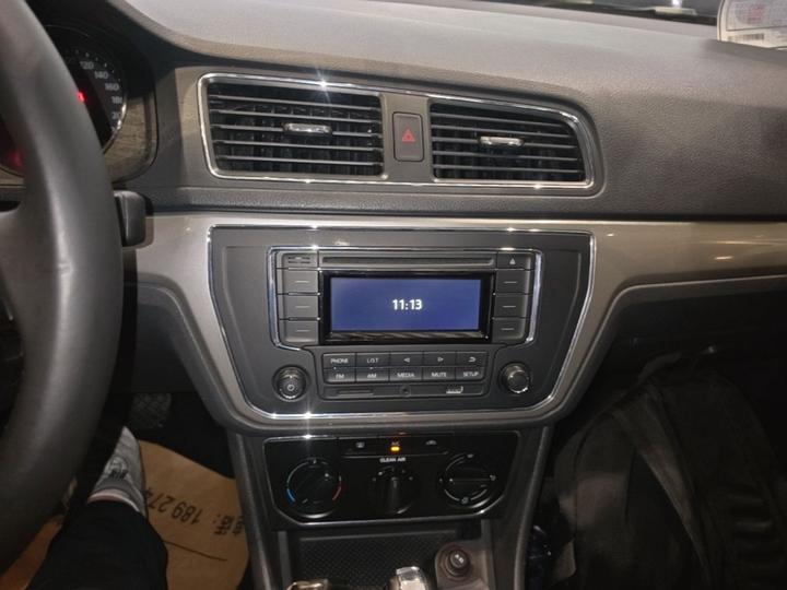 Lavida 2017 1.6L AT photo 8