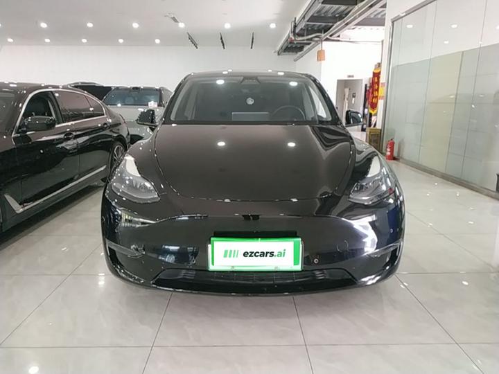 Model Y 2022 Long Range AWD photo 2