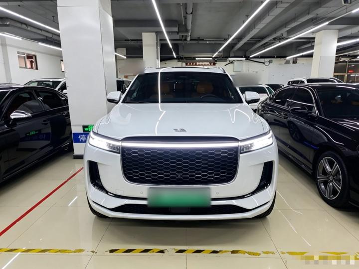 Li Auto ONE 2021 EREV 6-Seater photo 2