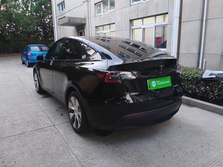 Model Y 2021 Standard Range RWD photo 4