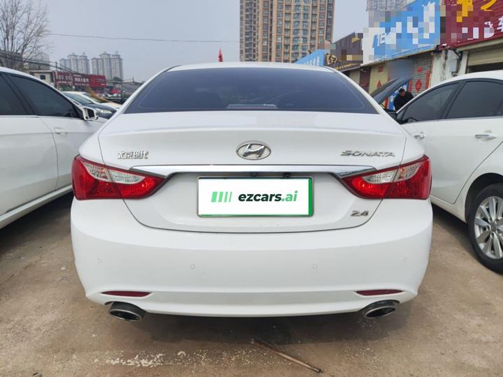 Sonata 2015 Classic 2.4L AT Leading IV photo 3