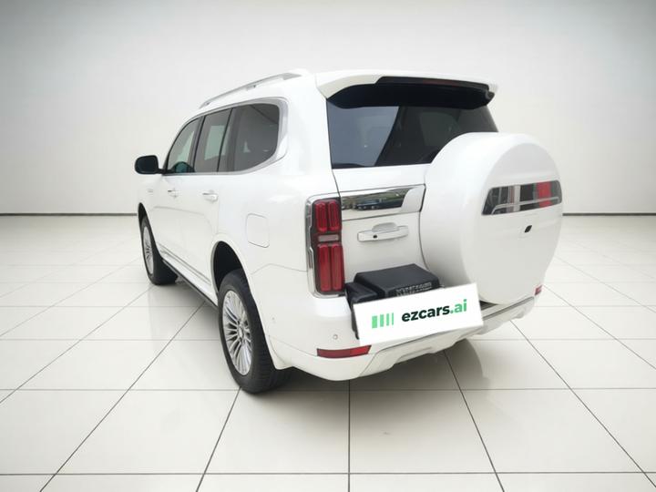 500 EV 2024 Hi4-T photo 4