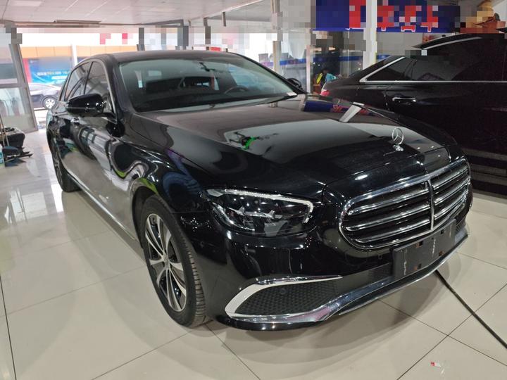 E-Class EV 2022 Facelift E 350 e L PHEV photo 3