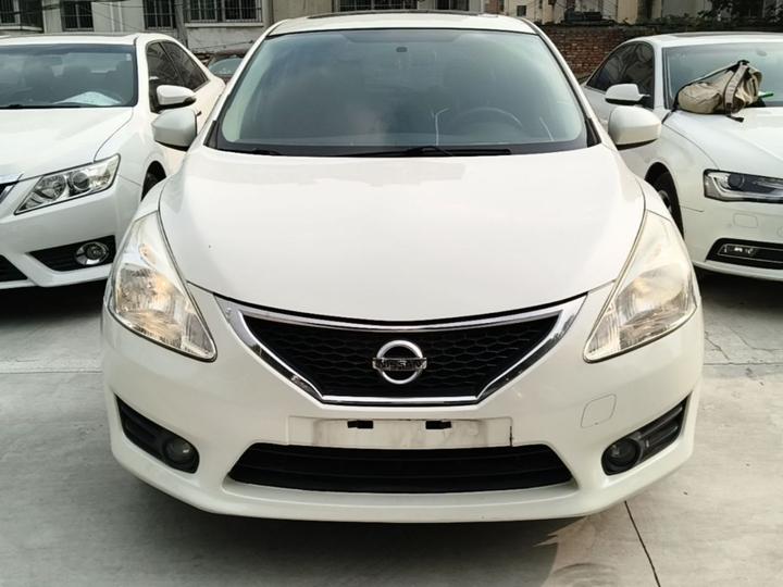 Tiida 2014 1.6L CVT Smart photo 2