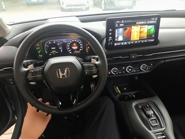 ZR-V 2023 2.0L e:HEV Exclusive photo 5