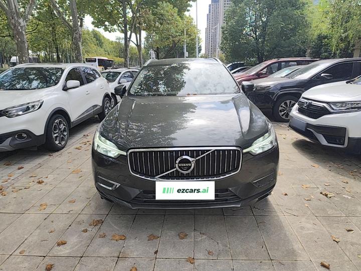 XC60 2021 T5 AWD Luxury photo 2