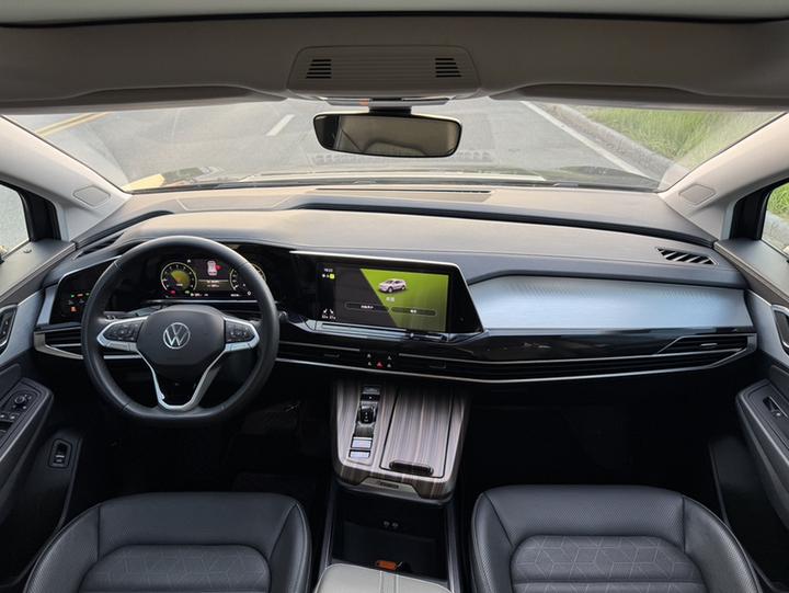 2023 Facelift 380TSI AWD Luxury Pro 6-Seater photo 8