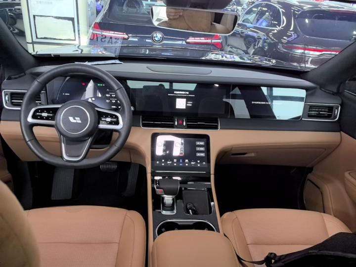 Li Auto ONE 2021 EREV 6-Seater photo 5