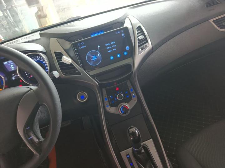 Elantra 2015 1.6L AT Leading photo 8