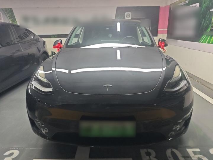 Model Y 2024 RWD photo 2