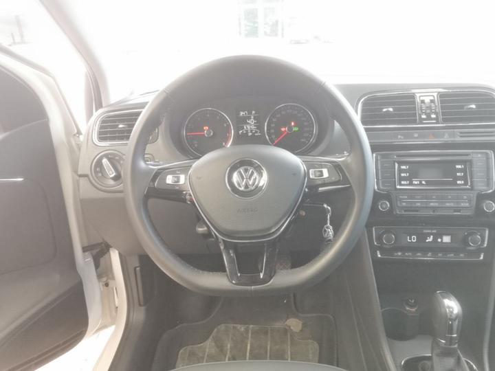 Polo 2016 1.6L AT Luxury photo 6