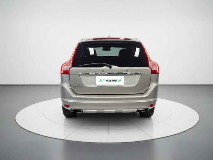XC60 2015 T5 photo 3