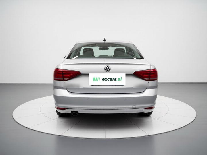 Lavida 2017 1.6L MT photo 5